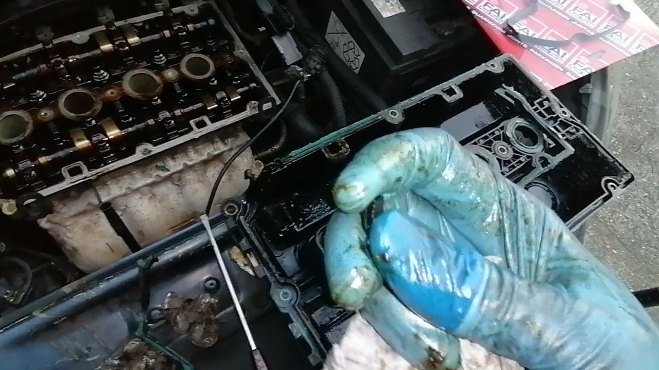 Vauxhall Zafira rocker cover gasket replacement bad mechanic job rectified! YouTube