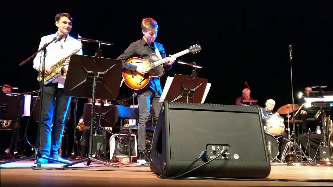 Impressions - Tadjiro Velzel met Metropole Bigband