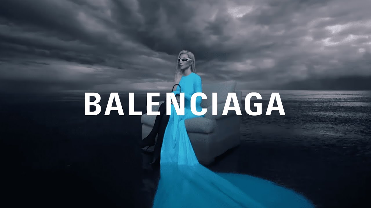 ⁣Balenciaga Winter 22 Campaign