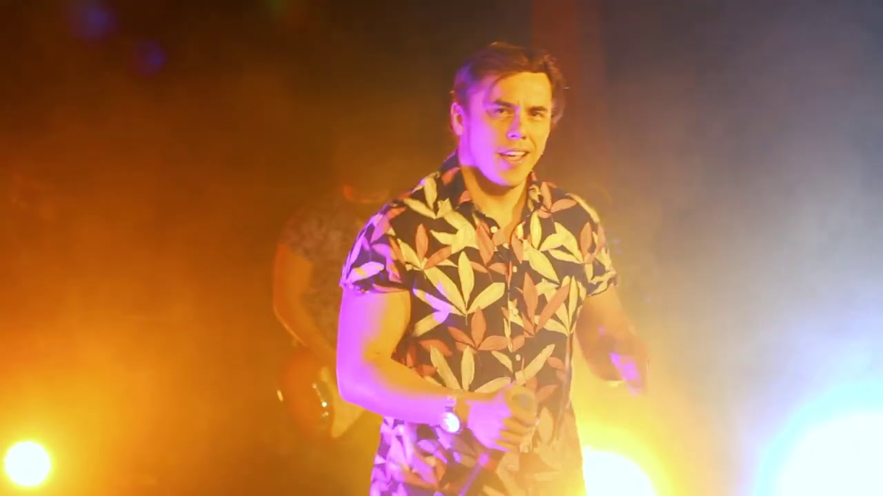 Cedric Vidal ft Erick Elera, Tommy Portugal, Estrella Torres y Chino Maiden - Concierto Nueva Q