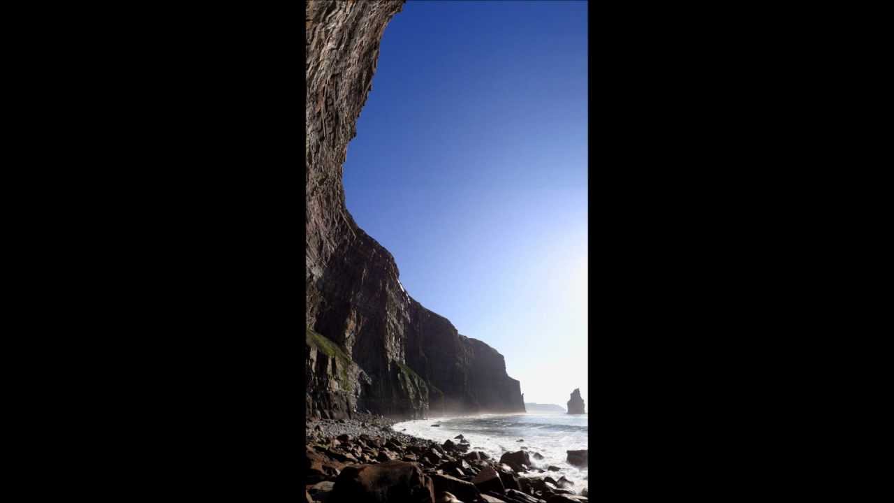 Aphex Twin - "Rhubarb (Chorus)"