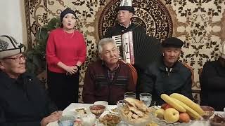 картинка: АК ТИЛЕК ырын “Анда сендин“ обону менен созолонткон– БУРУЛ Мамбетакунова, кошт: Кубанычбек Р.Э.