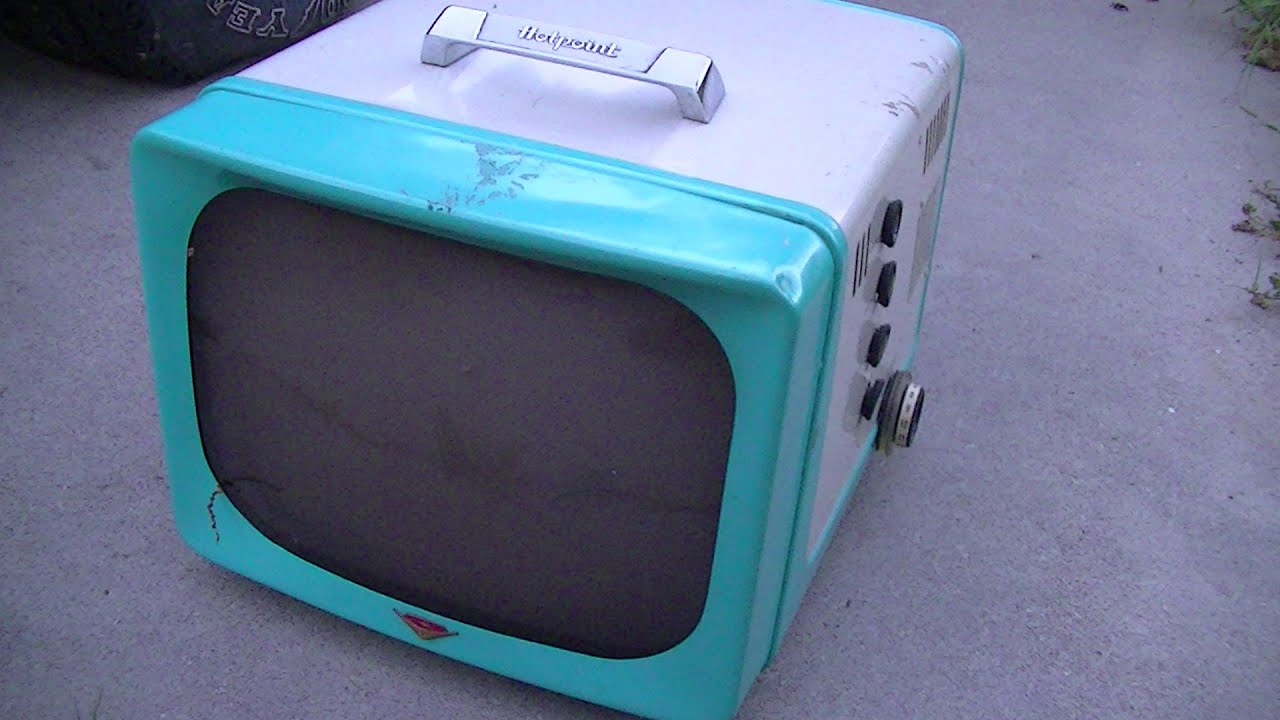 Vintage Television Repair 3