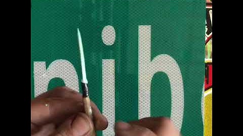 How to hold your striping brushes