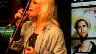 The Sounds - No One Sleeps When I&#39;m Awake (Acoustic Version) live in Hamburg, Saturn 2010