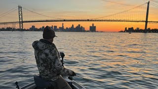 Detroit River Walleye Fishing 26' | Fast Limits 