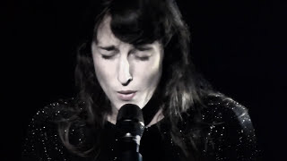 Video thumbnail of "Juliette Armanet. la Cigale/Paris 11.10.2017 "Sous la pluie""
