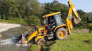 JCB 3DX Driving in River - JCB Backhoe Moving in River and Making Drain - JCB Earth Movers Video