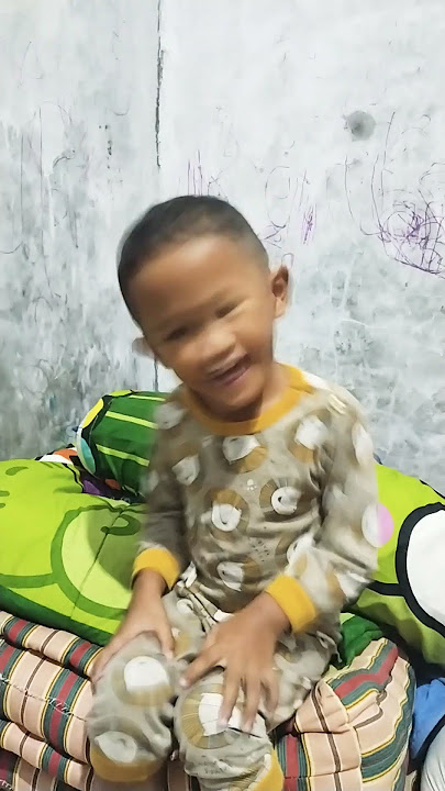 anak metal mangguk mangguk geleng geleng
