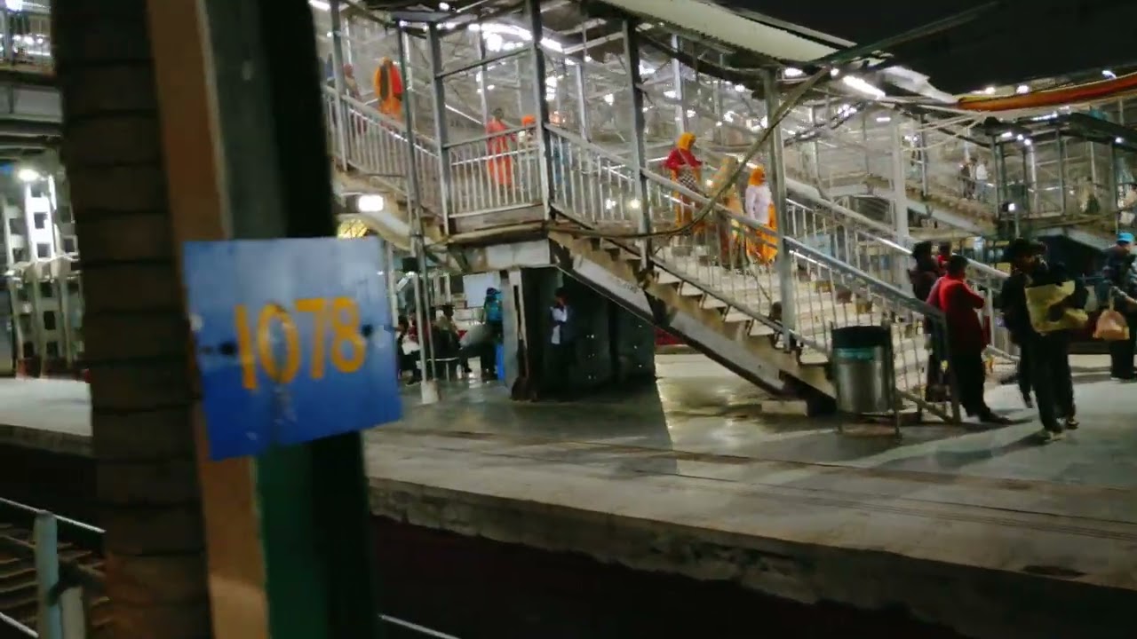 12168 Vikramshila Express 🔥🚉 announcement 🔊 at  Kanpur Central 🚂📸