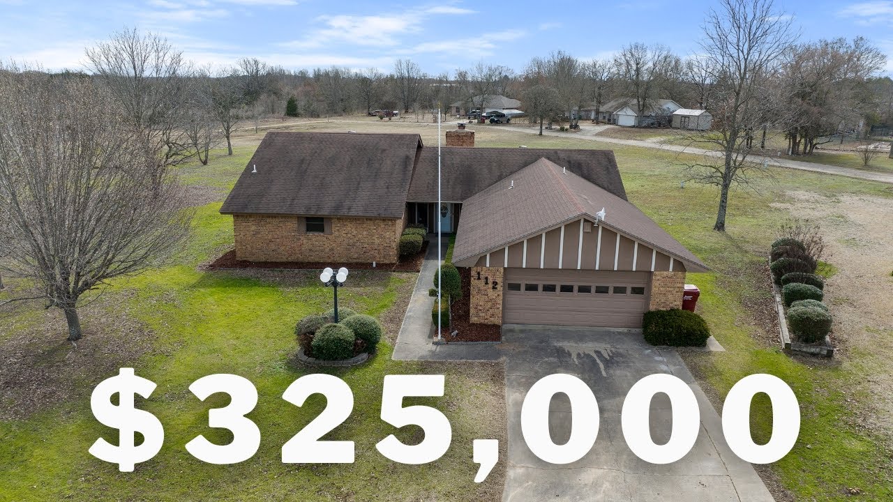 [SOLD JULY 2023] Inside this Beautifully Remodeled Home in Hugo, OK
