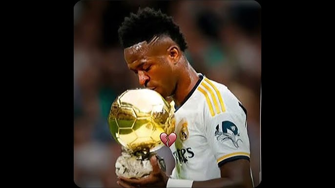 Vinicius Junior não consegue conquistar a bola de ouro #shortvideo #futbol  #football #efootball - YouTube