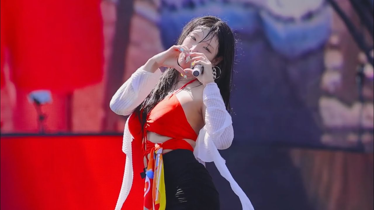 [라잇썸 초원] 240817 워터밤 속초 LIGHTSUM CHOWON 'POSE!' 직캠 FANCAM