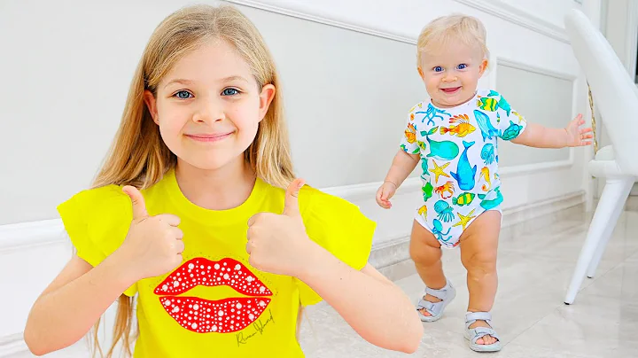 Diana teaches baby Oliver to walk and other funny ...