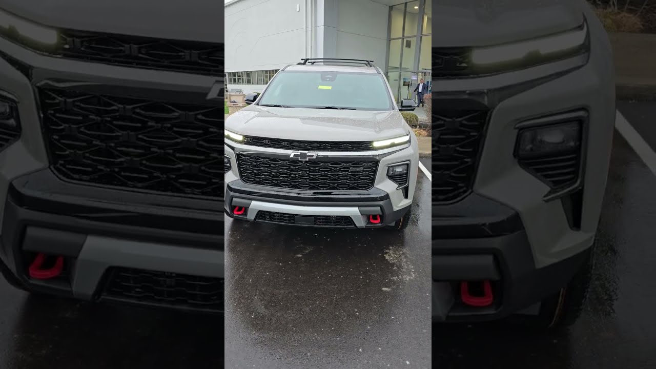 2026 Chevy Traverse Z71 Sandstone Grey. 