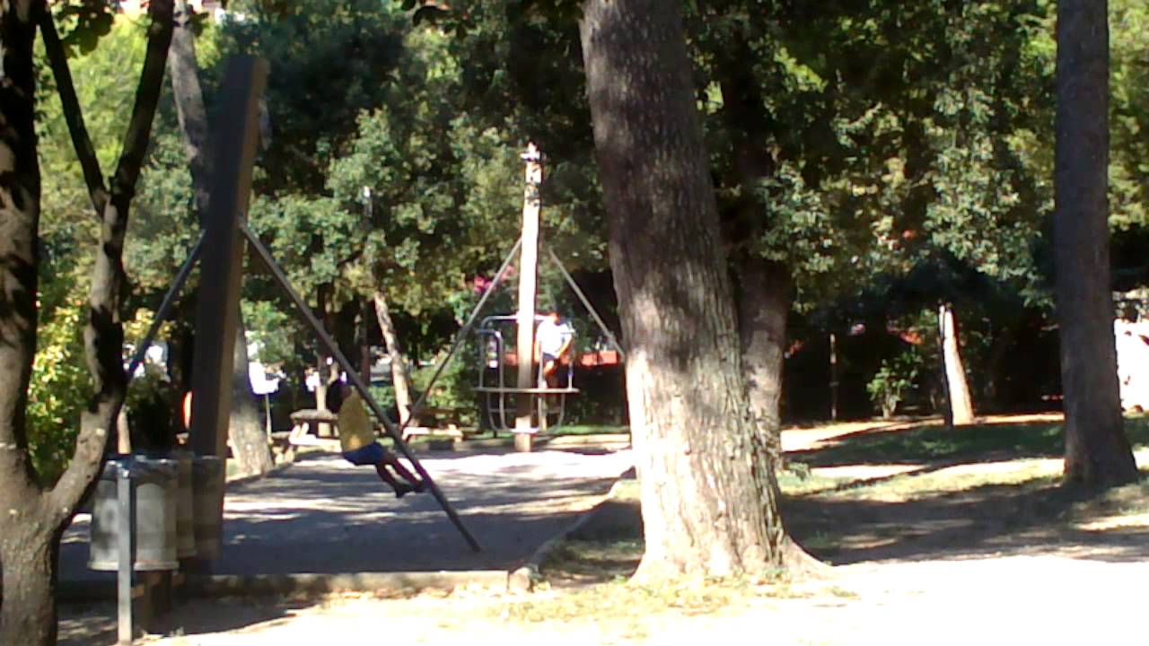 Parc Bosc, Figueres YouTube Parc Bosc, Figueres YouTube