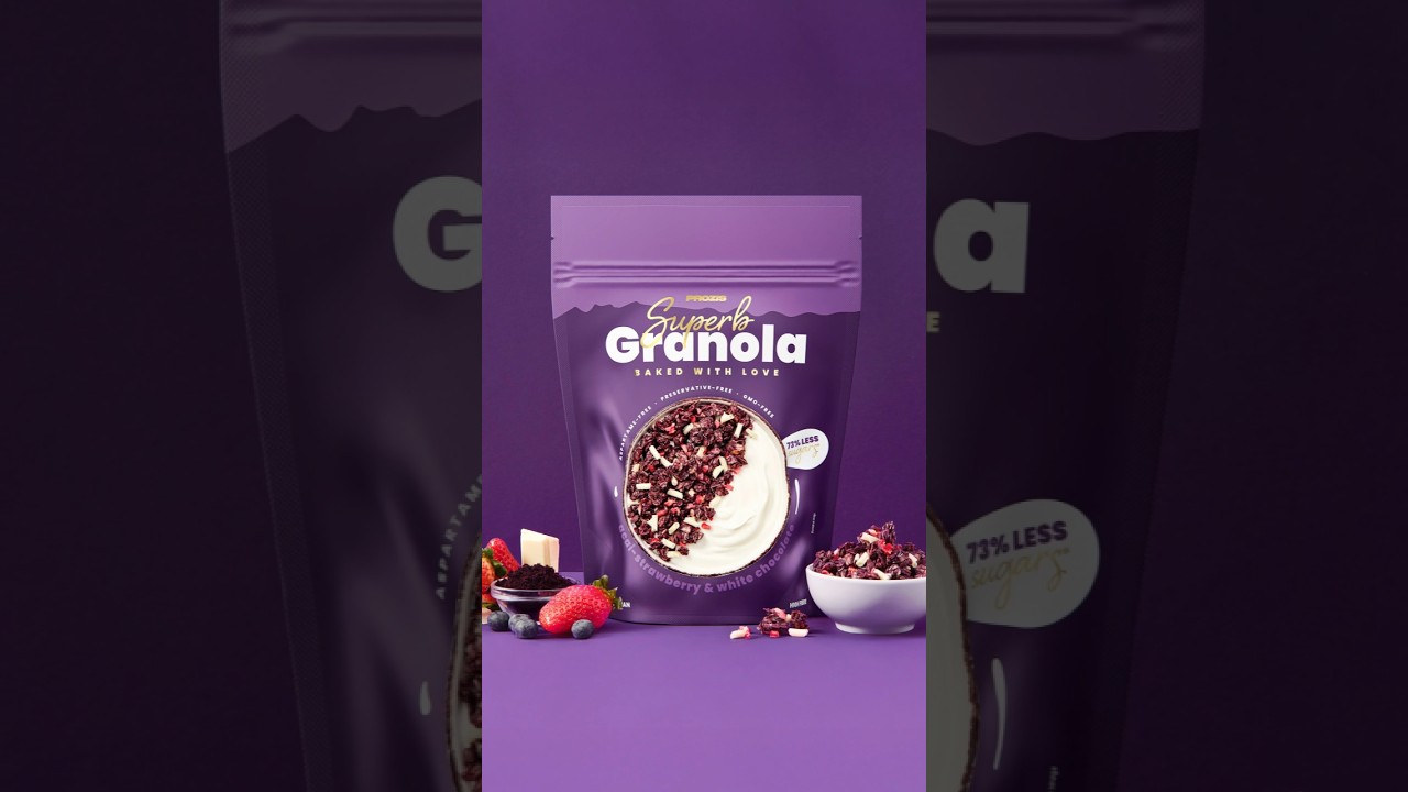 Crunchy, fruity, chocolatey… Your breakfast just leveled up.🍓 