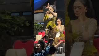 Sinden Diah Cdanursari Sekar Gadhung wayangkulit mintodarsono