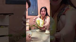 Makan Durian Yuk Teman