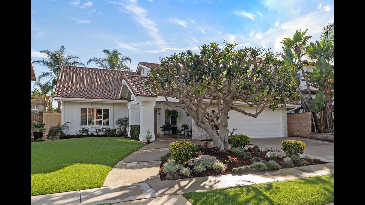 9560 La Amapola Avenue, Fountain Valley | Lily Campbell