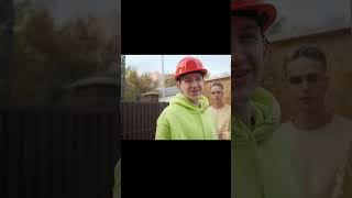 What blogger is afraid of ghosts