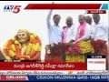 KCR Garlands Jyotirao Phule's Statue,waves to huge crowd