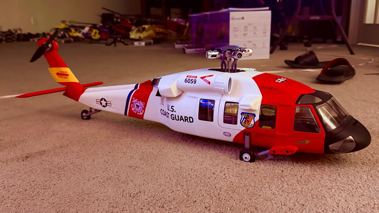 Flywing MH-60T Jayhawk unboxing.