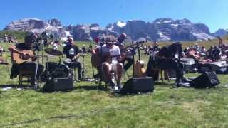 Video thumbnail of "Niccolò Fabi - Costruire + Una buona idea @ i Suoni delle Dolomiti"