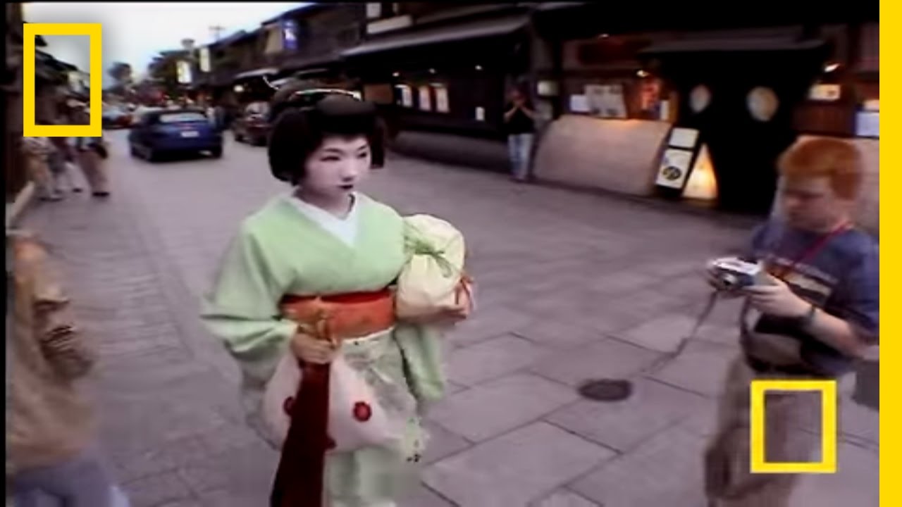 Japan Geishas | National Geographic - YouTube