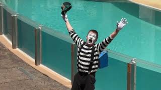 The hilarious mime Dean from Seaworld Orlando