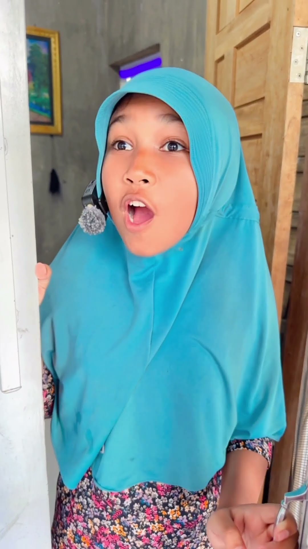 Bapak lebih seram dari pocong