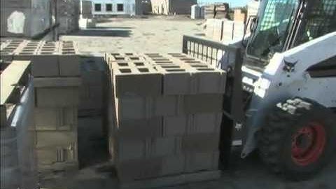 Bobcat Pallet Fork Attachment | Bobcat Equipment