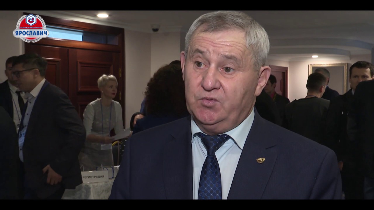 Видео отзыв о работе универсального распределителя материалов УРМ-10М Ярославич. Татагрохим.