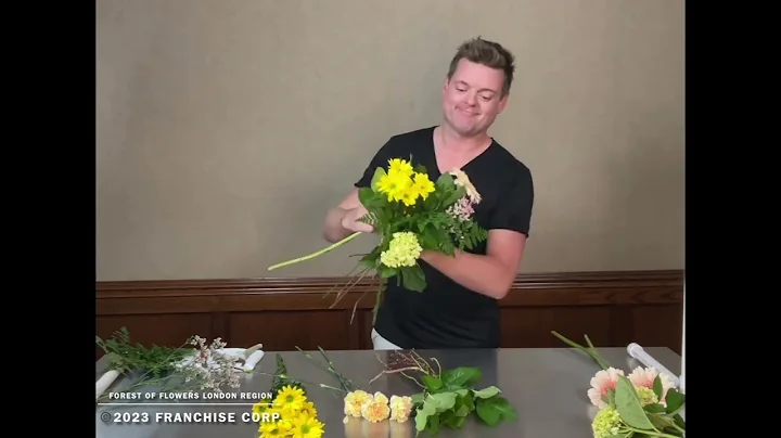 Florist Choice Everyday Classic Hand-Tied Bouquet @myforestofflowers