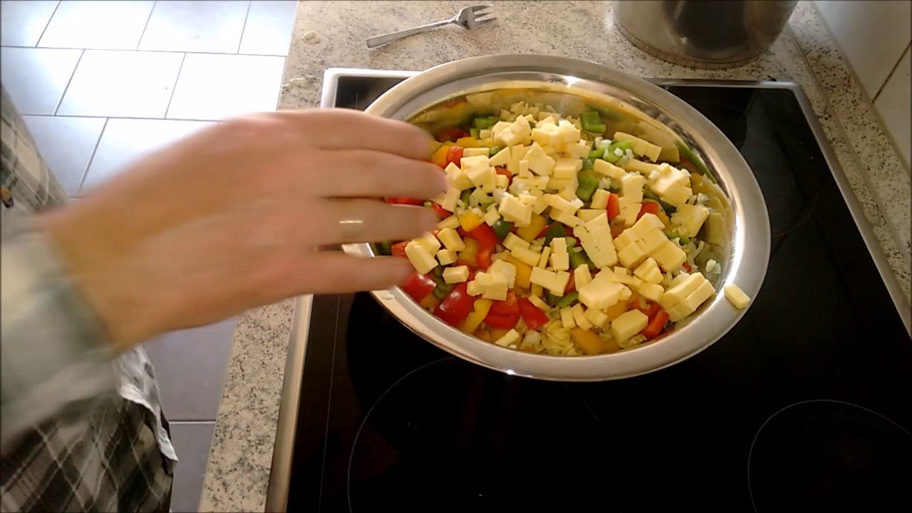 Nudelsalat mit Schinken und Käse