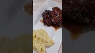 Beef steak with mash potato