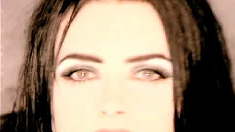 Curve - Horror Head (4K Remaster)