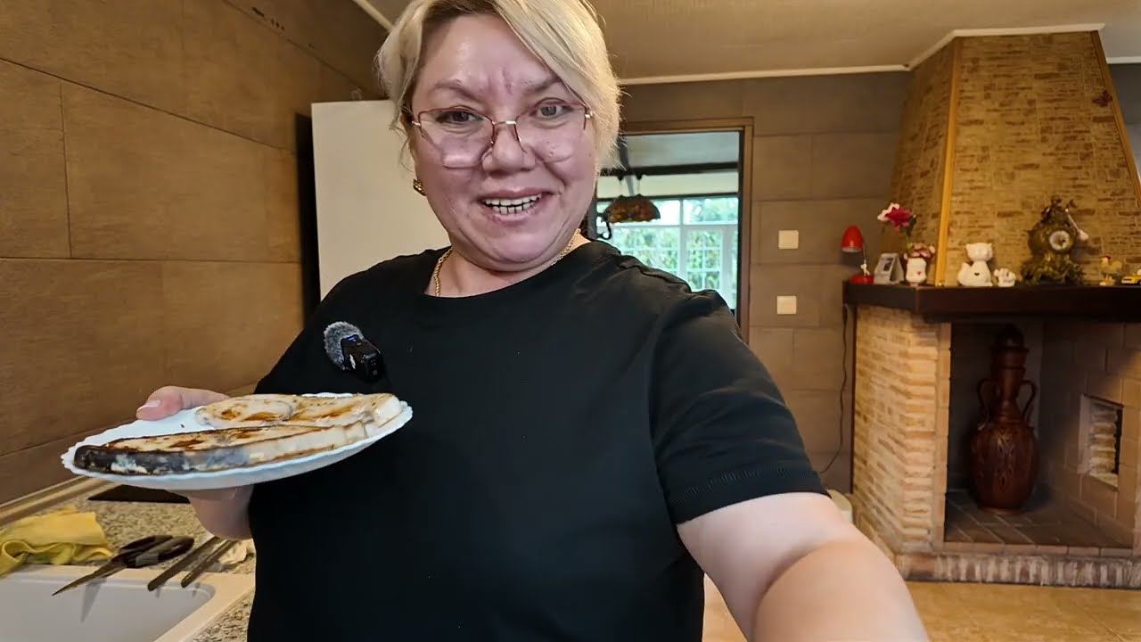 Я от дочери неожидала. Готовим манты .