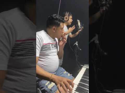 عمر كمال وحمو بيكا شغل العيد فيه ناس باعونى عشان فلوس وقولت عادى دامت لمين 