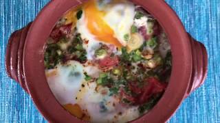 Завтрак по-болгарски. Яйца Запечённые с Сыром и Помидорами или Сыр по-шопски. Завтрак по-болгарски. Яйца Запечённые с Сыром и Помидорами или Сыр по-шопски.
