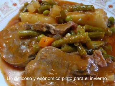 El complejo del ejercicio para el adelgazamiento de las caderas y los pies
