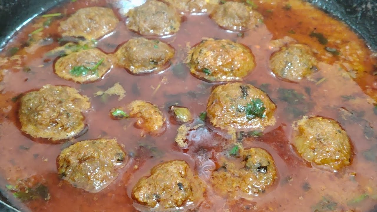 Mutton kofte ka salan | Mutton kofte easy recipe | mutton kofte ka salan recipe By Raziya'srasoi 