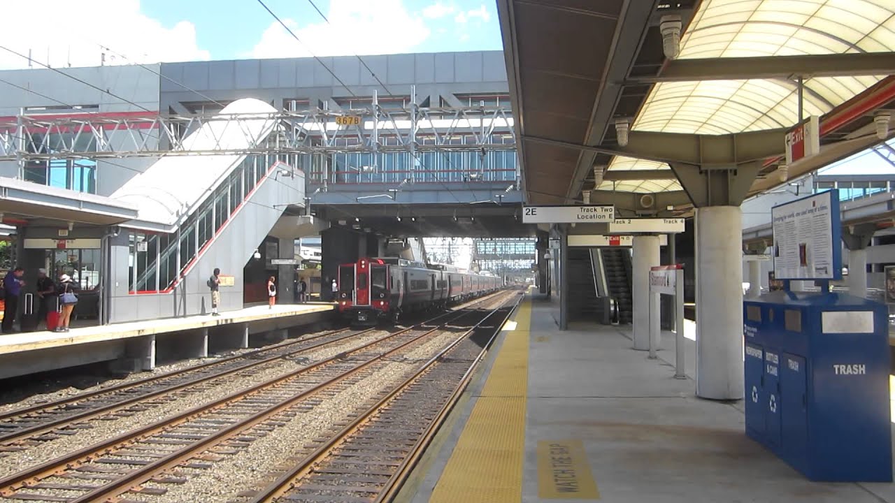Metro North Train 6327 in Stamford, CT YouTube