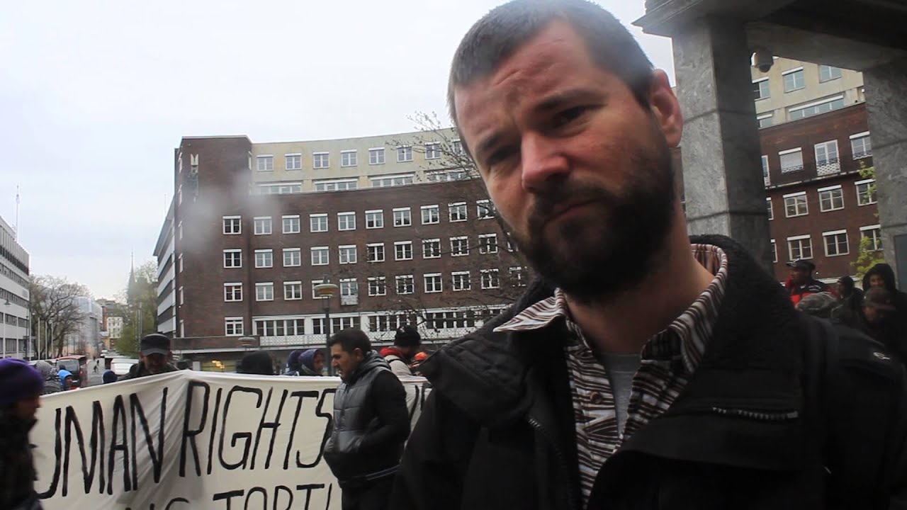 Roma Gypsy Protest at Oslo City Hall against new law criminalising ...