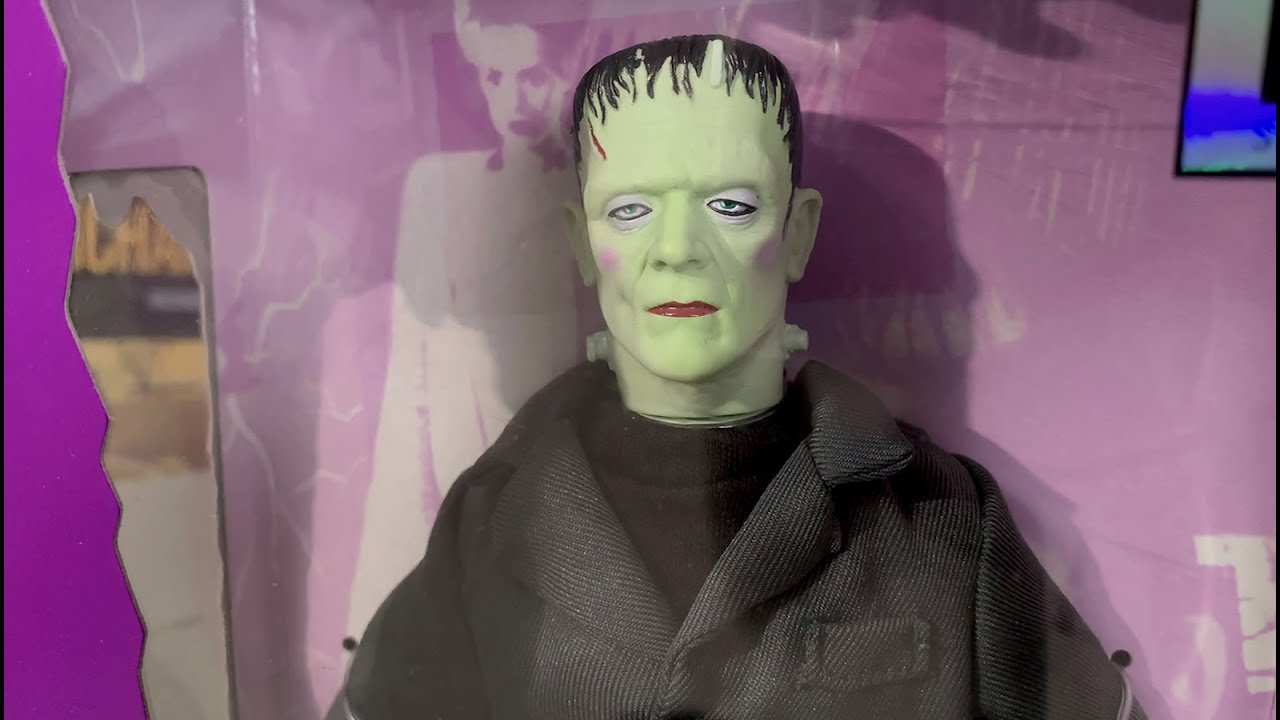 Hasbro Universal Monsters Part 1 - Raymond Castile's
