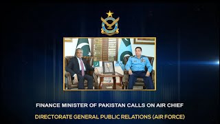 FINANCE MINISTER OF PAKISTAN CALLS ON AIR CHIEF