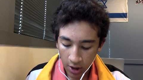 reading gemara in rabbi sufrins class