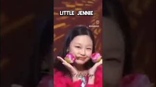 Jisoo VS Little Jennie Singing Flowers🌸❤️❤️#jisoo#flowers#little#jennie#sub #cutekitty.....❤️ Resimi