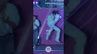 영탁, &#39;찐이야&#39; 부르며 날아올라! 구미를 뒤집어 놓은 파워!