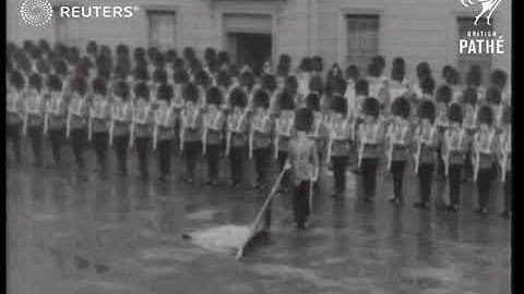 ROYAL: King unveils memorial to his father (1937)